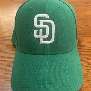 New Era San Diego Padres green adjustable lid. Perfect for St. Paddy’s Day!!!